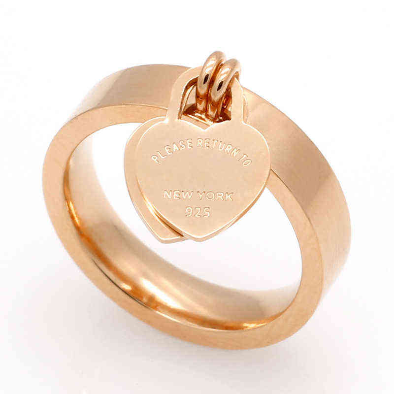 

2022 Designer Ring High Quality Titanium Steel Heart Ring With Letter Birthday Gift Y220429
