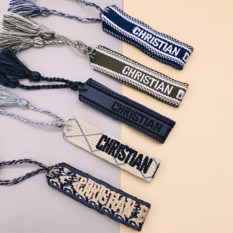 

Charm Bracelets Braided Bracelet Adjustable Rope For Women Woven Letter Embroidery Tassel Friendship Lovers GiftCharm