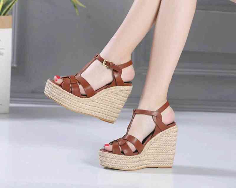 

Boots In women's shoes high heels fashionable with Roman buckle attract public attention, 2# shoe box