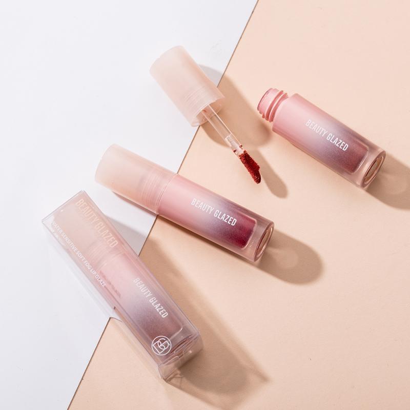 

Lip Gloss 10 Colors Glaze Water-light Mirror Not Fade Tint Lasting Moisturizing Cosmetic Lipstick Makeup Sexy Red, 104