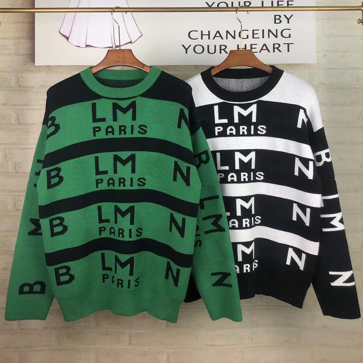 

New AOP jacquard letter knitted sweater in autumn / winter 2022acquard knitting machine e Custom jnlarged detail crew neck cotton r3e2489, Black