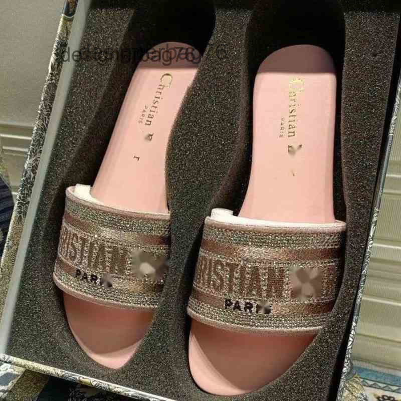 

designer christains Women Slippers Sandals shoes Leather letter slippers women wear d-letter Rhinestone one-line with thick heels black versatile HSG