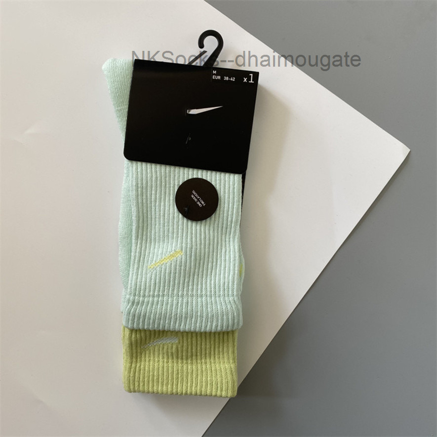 

Classic Fashion Men Socks Hook Brand Color Stitched Men's Women's Long Tube Sports Training Sock Street Couple Middle Tubes Luxury Medium Sportsocks Eur Size Prdx, Long tube 4