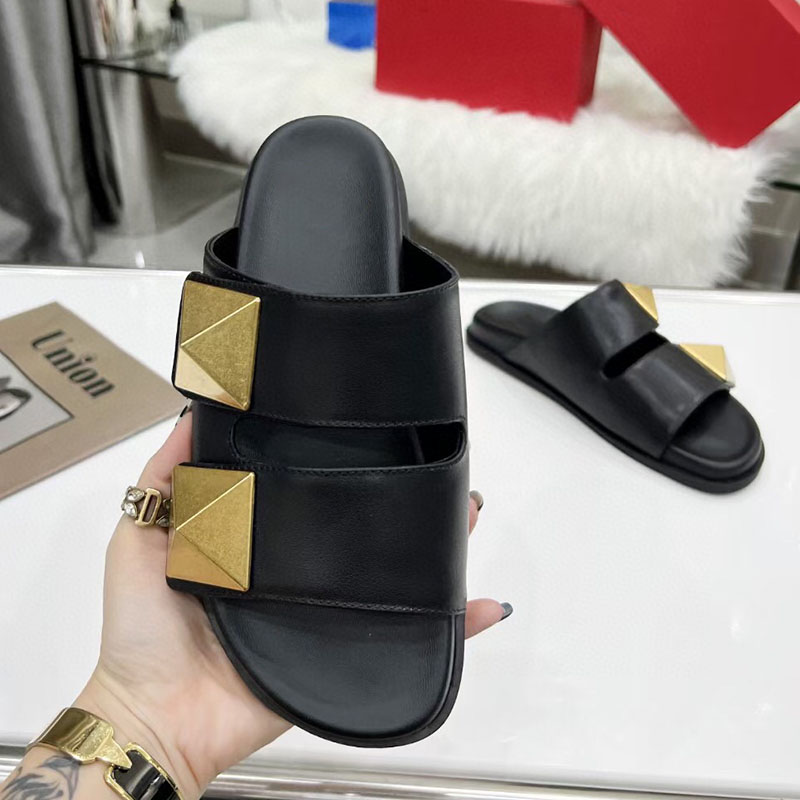 

Decor Sandals Sole valentinoitys Flat Mule Women Summer Real Leather Thick New Beach Slipper Simple Rivet Casual Platform Designer Runway es 5MRD, Color 4