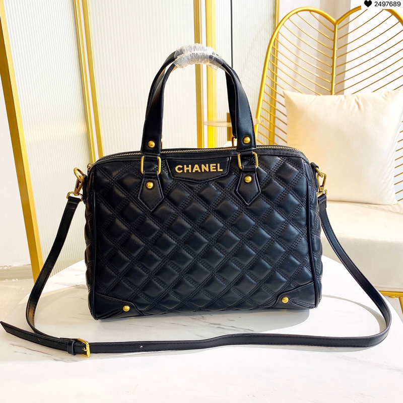 

Classic Square Women cases Luxury Brand Designer Flap Crossbody Bags High Quality handbag Leather shoulder tote Chain Shopping bag nbwebweg