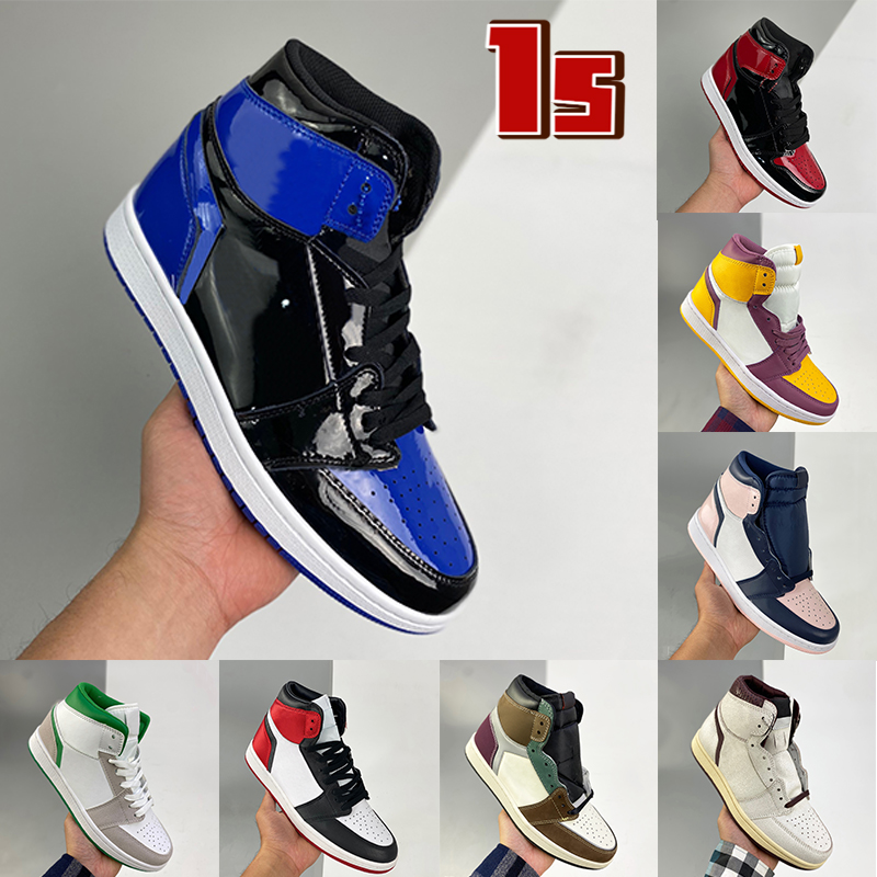 

Newest 1 Royal Bred patent 1s Basketball Shoes university blue Brotherhood Bubble Gum Grey Green dark mocha Panda Carbon fiber Barely Orange women Sports Sneakers, 37 shoe box