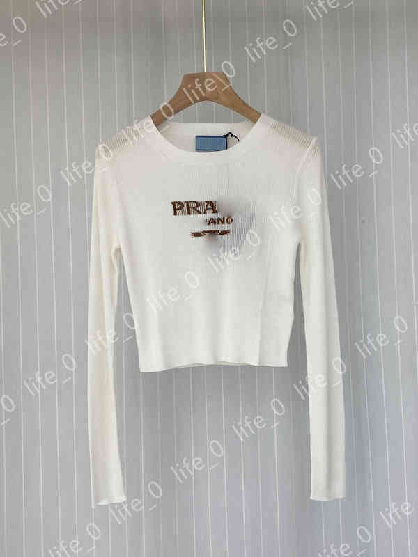 

Fashion Womens Knitted Sweaters Luxury Slim Fit Yuan Neck Long Sleeve Top Soft And Comfortable Short Bottoming Sweater Designer Clothing For Women, White