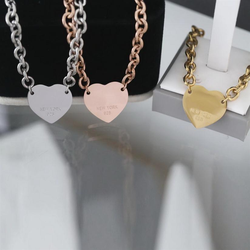 

Europe America Fashion Style Lady Women Titanium steel 18K Gold Thick Chain Necklace With Engraved T Letter Heart Pendant271s