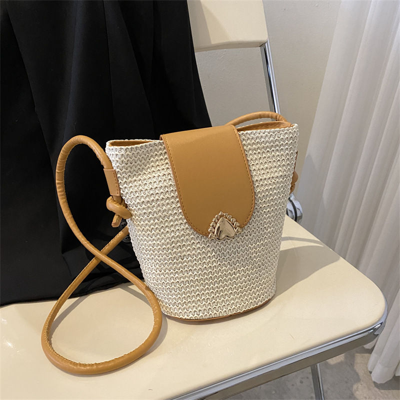 

Designer Woven Messenger Bag Bucket Bag, White