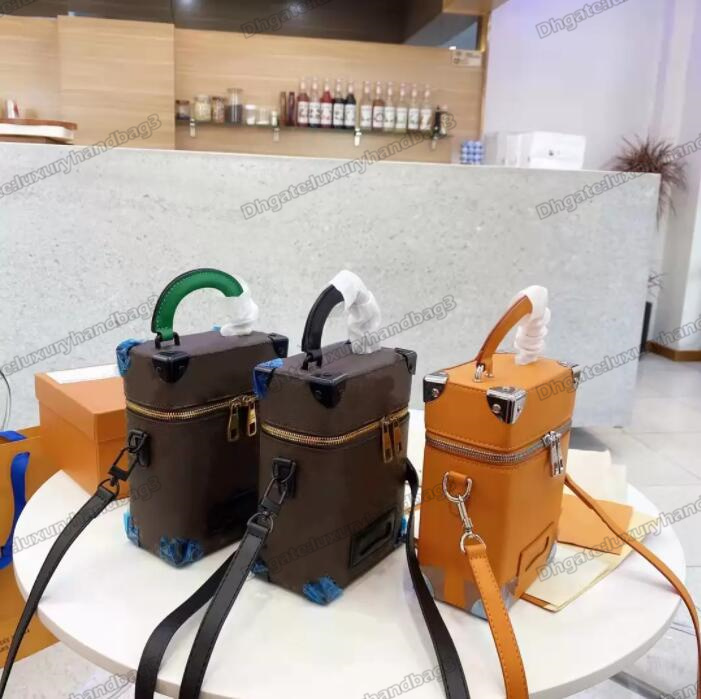 

Vertical Box Trunk Mini Luggage Shoulder Bag Mens Luxurys Designer Cross Body Spring-Summer 2022 N7 Wallet Purse Handle Bags Double zipped MONOGRAMS/SAFRANe