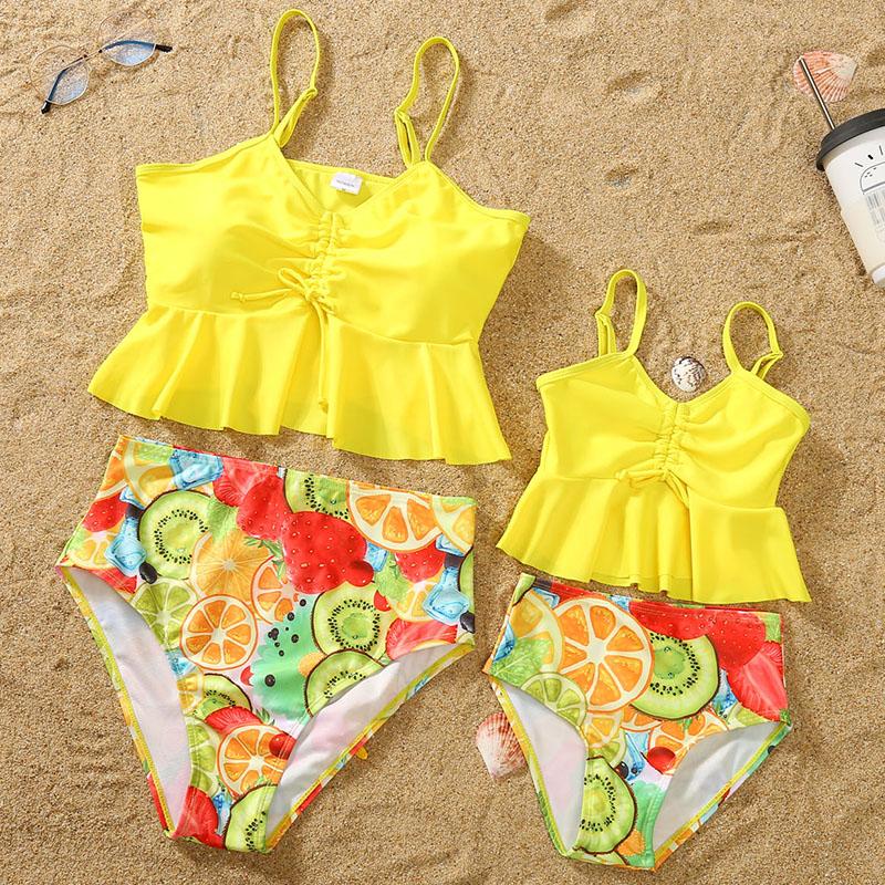 

Family Matching Outfits Mommy And Me Swimsuit Print Ruffled Bikini Set Summer Beach Holiday Look Mom Daughter ClothesFamily, 810 white