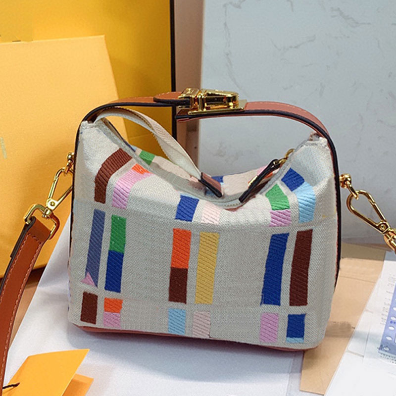 

Embroidered small square bag Color canvas mini lunch box shaped bags carrying women's cross-body bag new ladies