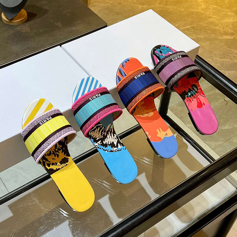 

Classic Cotton Embroidered Slippers Women Ladies Scuffs Summer Beach Causal Flip Flops Flat Slide Slipper Sandals Cotton Designers Slides Multicolor Embroider