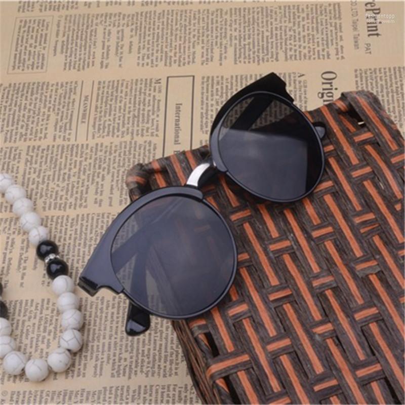 

Sunglasses Retro Classic Men And Women Round Glasses Brand Designer Design Wind Mirror UV400 SunglassesSunglasses