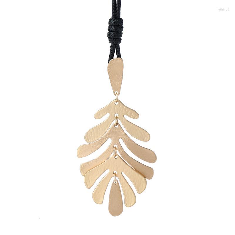 

Pendant Necklaces 1Pcs Fashion Leaf Shape Necklace Charm Long Chain Gift Hip Hop Jewelry AccessoriesPendant