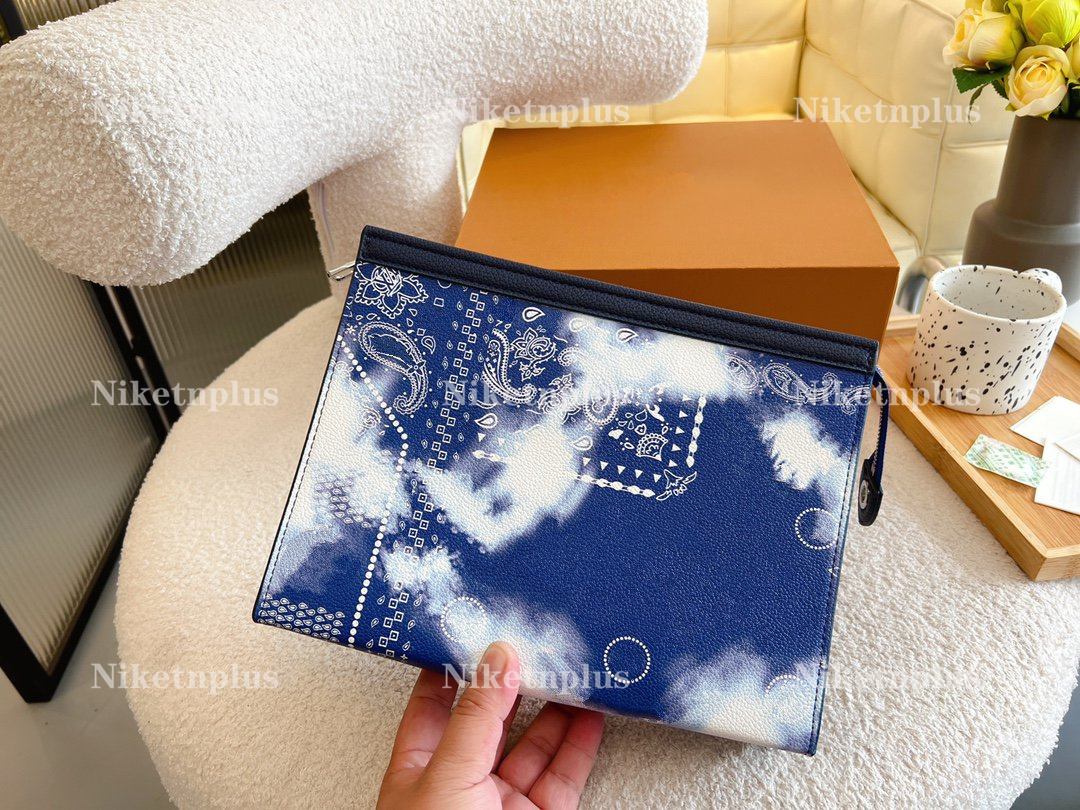 

Luxury designer Men Clutch bag Monograms Bandana pattern M81442, #1