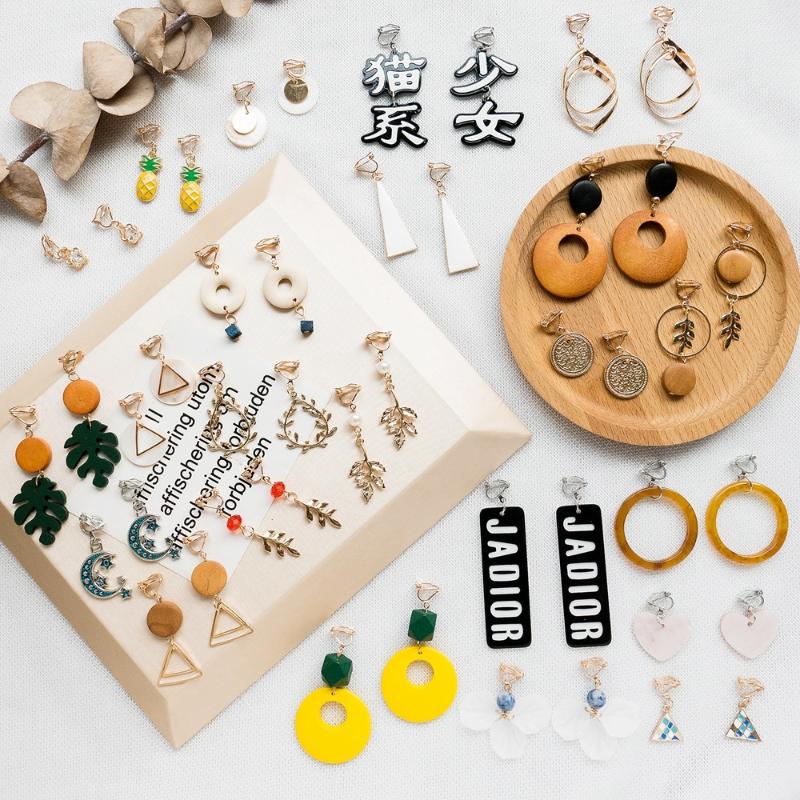 

Clip-on & Screw Back Fashion Geometry Korean Earrings Charm Rhinestone Pearl Clip On Cute Handmade Womens Ear Clips Jewelry
