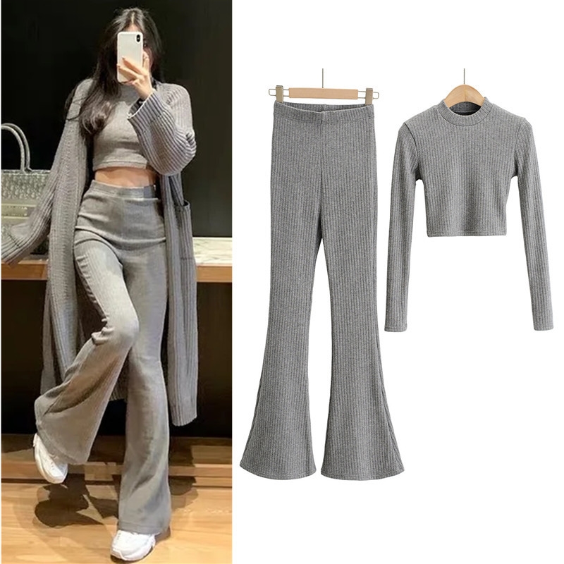 

Women' Two Piece Pants Half turtleneck slim fit cropped navel short long-sleeved knitted sweater+high-waist stretch tight-fitting flared trousers Two-Piece Set, Khaki