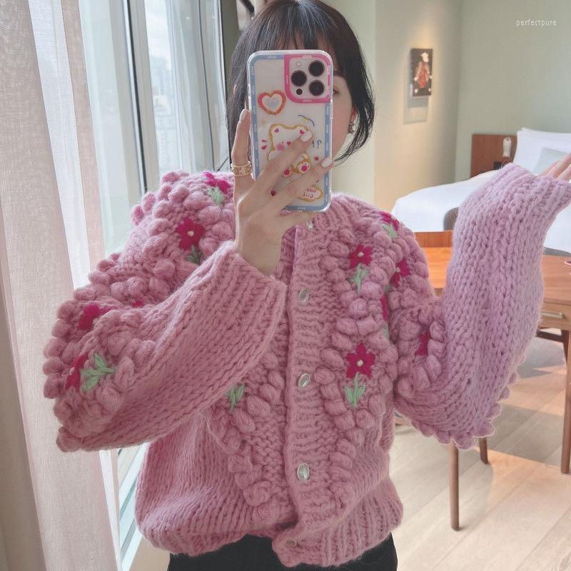 

Women' Knits & Tees Sweaters Sweet O Single-Breasted Hook Flower Contrast Embroidered Knit Cardigan Women Autumn Lantern Sleeve Jacket Pull, Apricot