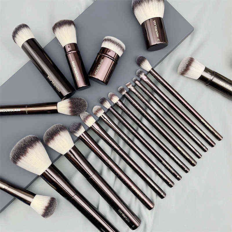 

HOURGLASS 19Pcs Full Set Of Makeup Brush Sculpting Powder Foundation Blush Contour Eye Shadow Concealer EyeLiner Smudger Brushes 0308