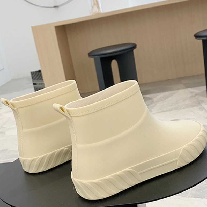 

Women Rain Boots Rubber Waterproof Shoes Non-slip Wear Resisting Ankle Boot Wash Car Kitchen Dampproof Fashion Light Size 36-4, White