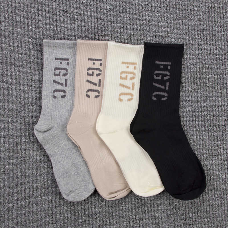 

2022 Essential Socks for Men Unisex Four Seasons General Breathable Antibacterial Sweat Absorbing Q3d4, Black