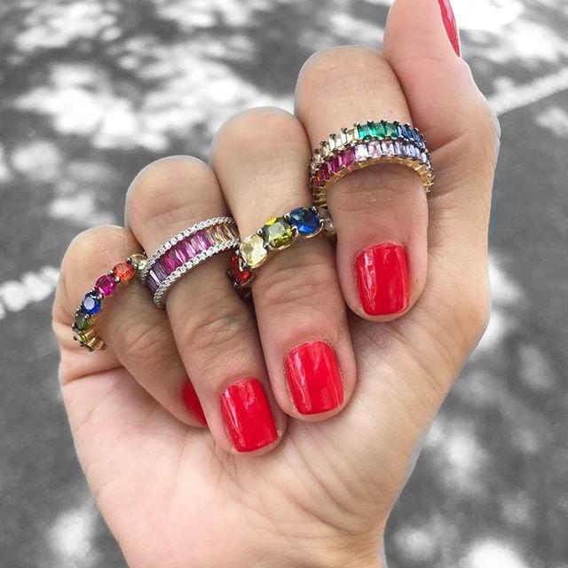 

Cluster Rings Wholesale Women Band Ring With Silver Plated Multi Color Zirconia Wedding Rainbow Cz Paved Colorful Full Stacking RingsCluster