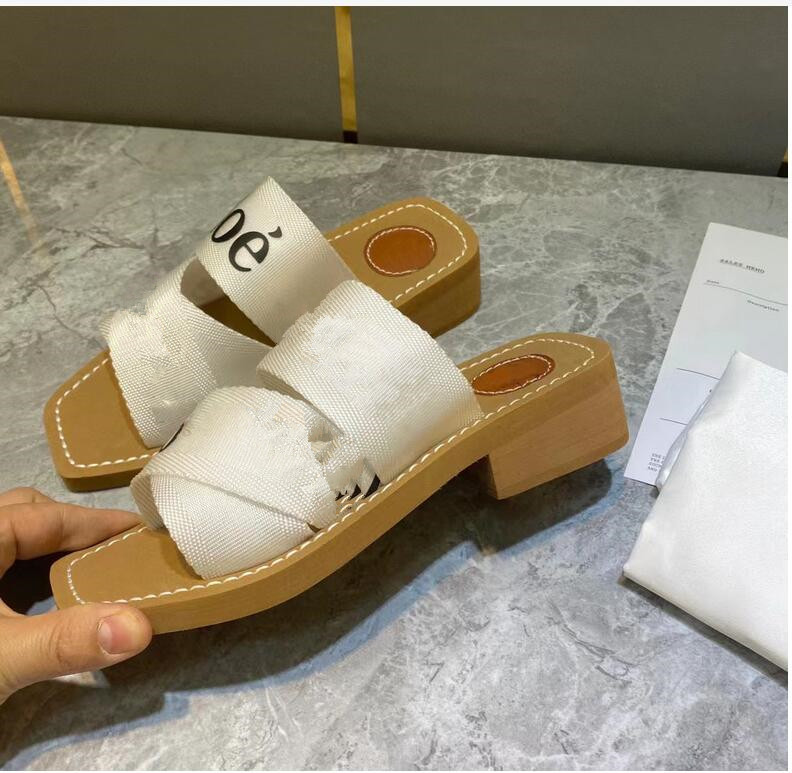 

2021 Branded Women Woody Mules Fflat Slipper Deisgner Lady Lettering Fabric Outdoor Leather Sole Slide Sandal, 011