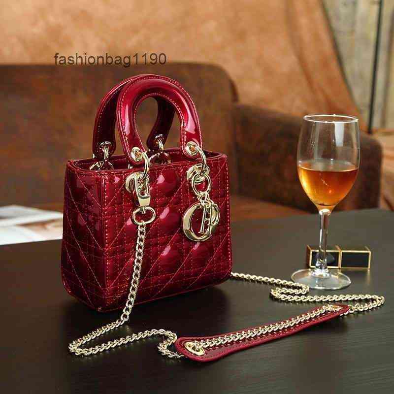 Sacs à main chr1st1ans sacs de luxe d10s sac à main classique 2022 fashion princesse petit parfum lingge chaîne mariage femelle mariée grande cap