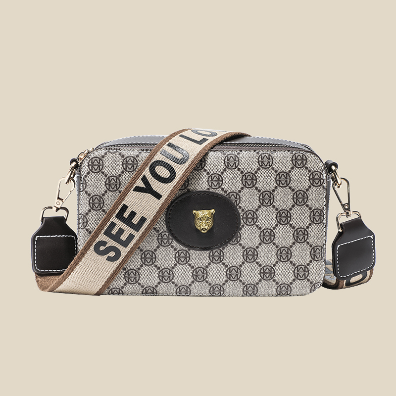 

2022 fashion easy to match Vintage printed bag camera bag wide shoulder strap single shoulder bag diagonal womens, Sky blue