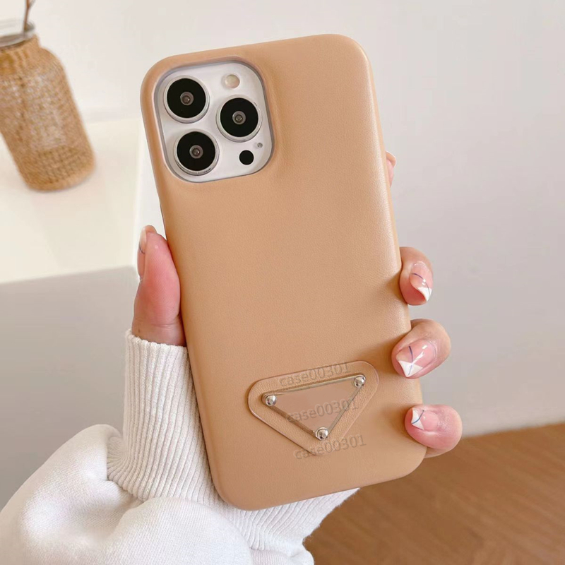 

Fashion Designer Phone Cases For iPhone 14 13 12 11 Pro Max 14Pro 14Plus 14ProMax 13Pro 12ProMax 12Pro Solid Color Soft Leather Letter Mobile Cover Case 0314, Red[p]