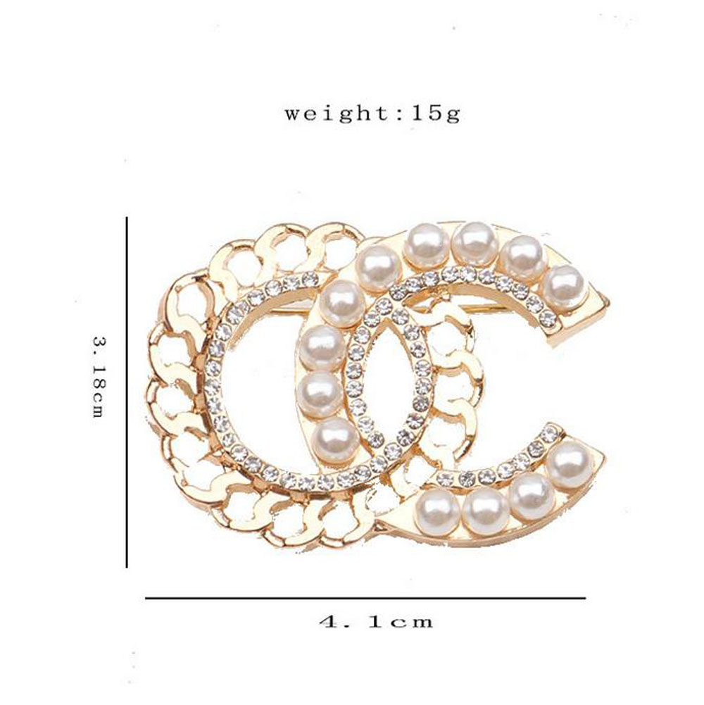 

Silver Double Letters Brooches High Quality Vintage Hollow Chain Design Small Sweet Wind 18K Gold Plated Pearl Crystal Pins Accessories Specifications