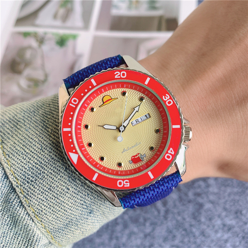 

Fashion Mens watches 2022 Anime Luffy For Mens 40mm Leather Strap Quartz Wristwatch Female Clock Brithday Gifts