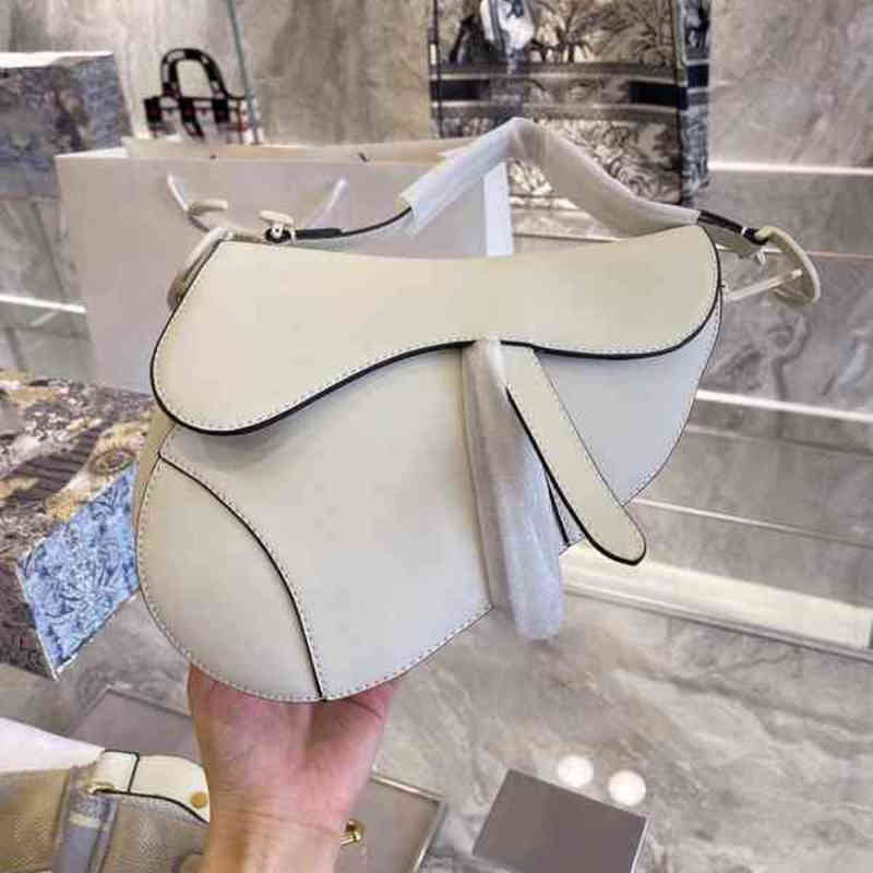 Sacs à bandoulière Brand de portefeuille en cuir pour femmes concepteurs classiques d'épaule des dames messager messenger pochettez les sacs à ma