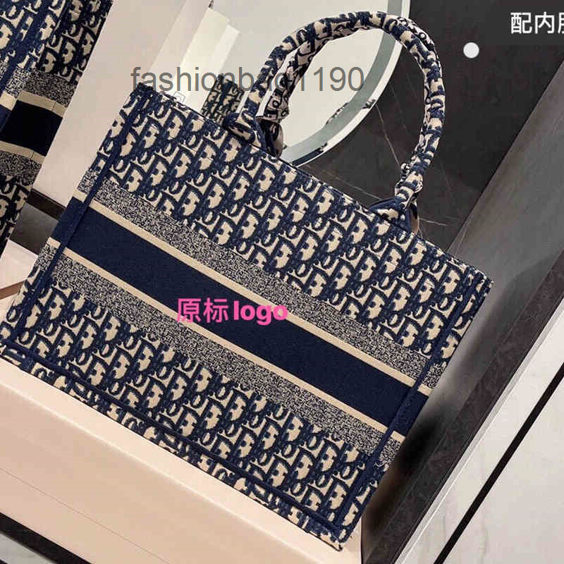 

designer Bag Handbags D1oChris/tianss Women's Bag Versatile Net Red Star Same Portable Fashion Embroidery Bag Canvas Shopping PHZ, Sky blue