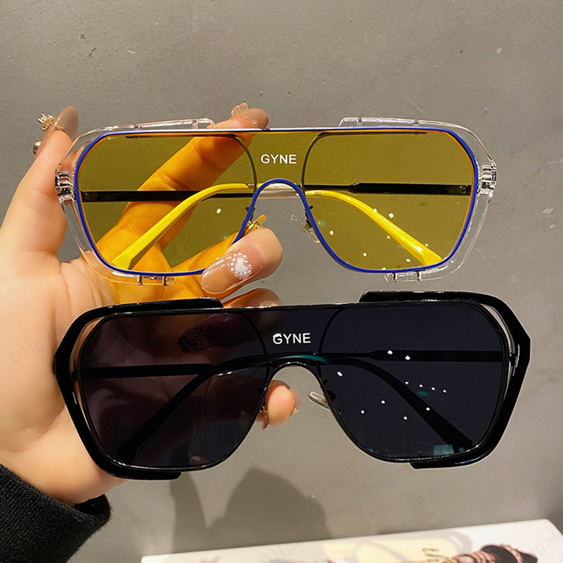 

Fashion One-Piece Large Frame Women Sunglasses Outdoor Beach Sun Glasses UV400 Goggle with 4 Color Optional