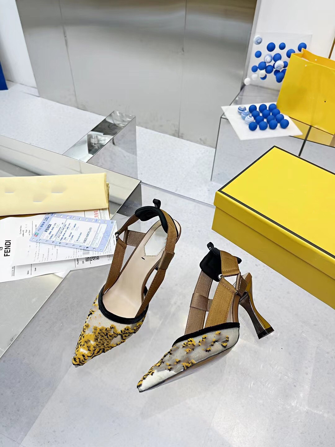 

Classic Designer Heels Women Dress Shoes Embroidered ribbons embellished flat bows sandals heel Fabric of science and technology Sandal 0329, 18