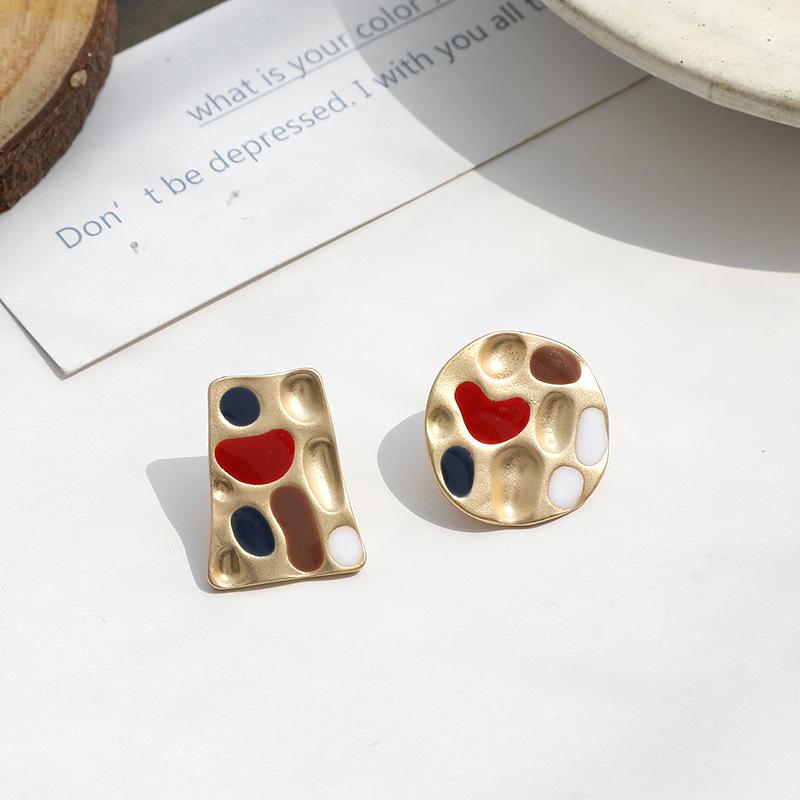 

Clip-on & Screw Back Colorful Enamel Geometric Round Square Hammer Matte Gold Clip On Earrings For Women Girl Vintage Non Pierced Ear Clips