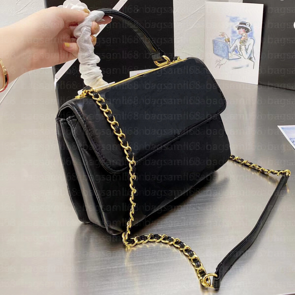 

Luxury Designer Crossbody Bag High Quality purse Wholesale Price Genuine Leather Shoulder Bags Hasp Flap Handbag with small and big lattice size 25cm*17cm HQC14525, Red