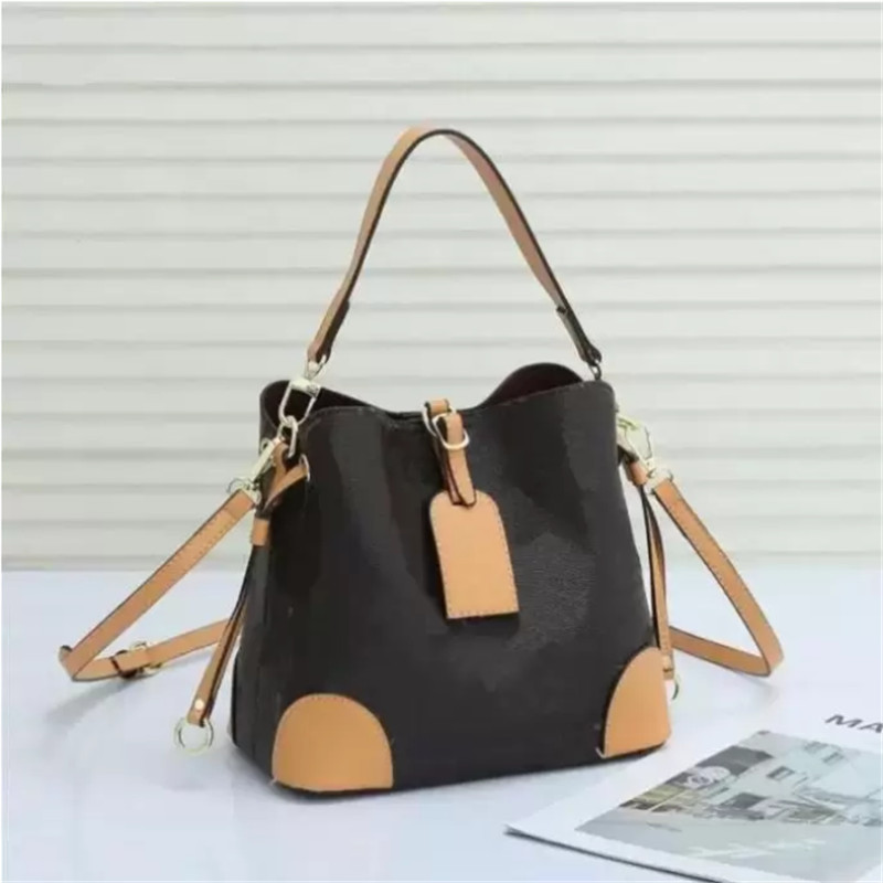 

Summer Women Purse and Handbags 2022 New Fashion Casual Small Square Bags High Quality Unique Designer Shoulder Messenger Bags H0545