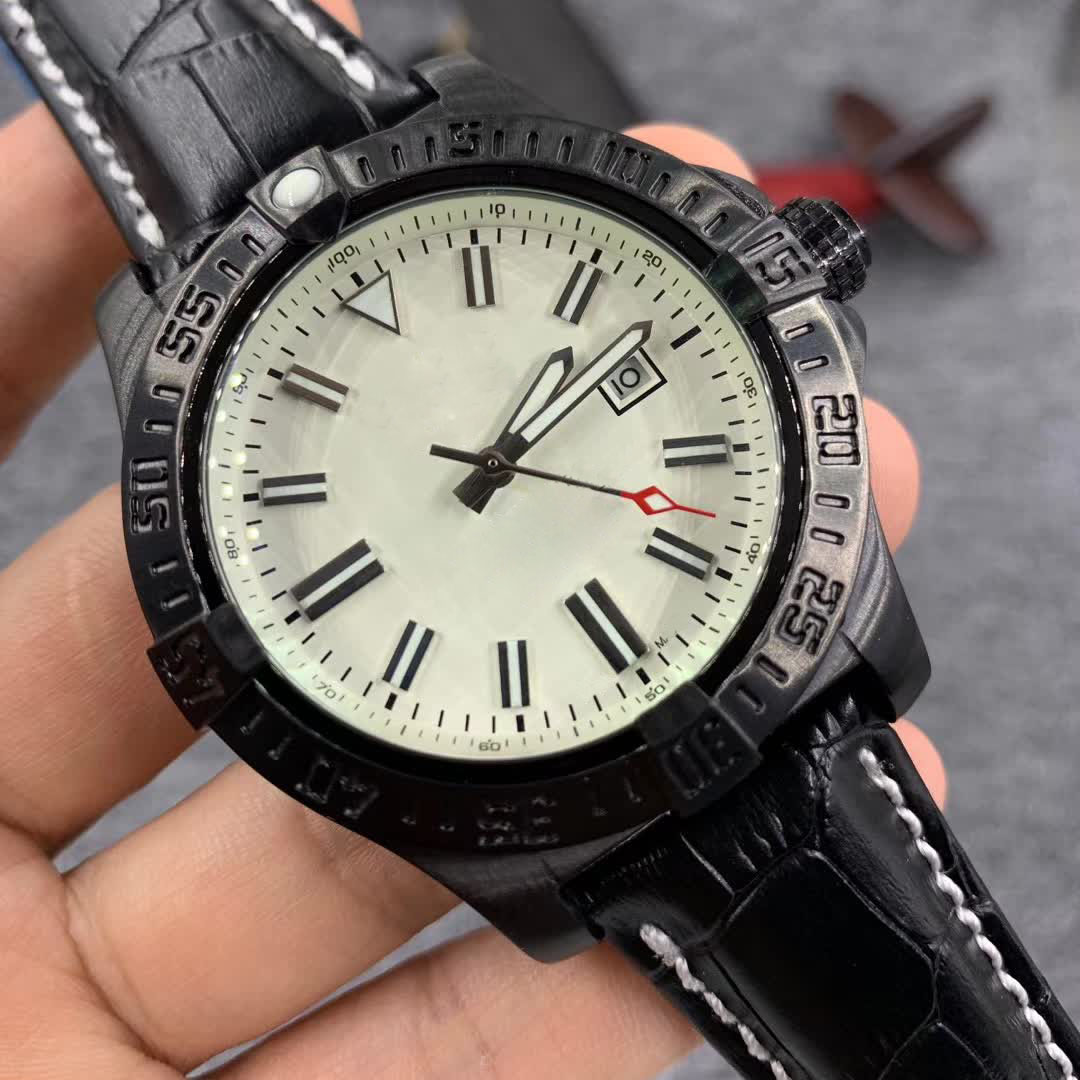 

Black Pvd Stainless Steel Case Watches Men Avenger 43MM Silver Dial Automatic Mechaincal Movement Watch 904L Floding Clasp Mens Sports Style Track Wrist