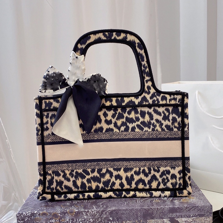 

Luxury Designer Shoulder Bags Handbags Totes Three-dimensional Embroidery High Version Shopping Bag Goddess Versatil Handbag 007, Make up the difference