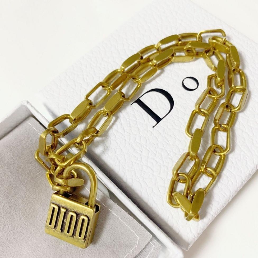 

new designer 2021 ms to restore ancient ways brass locks necklace