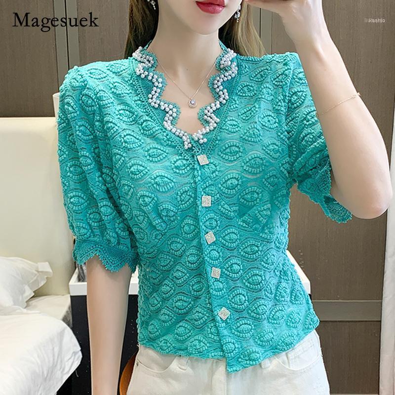 

Women' Blouses & Shirts Embroidery 2022 Summer Solid Women Tops Lace V-neck Shirt For Elegant Office Lady Short-sleeved Slim Blusa 15531, Apricot