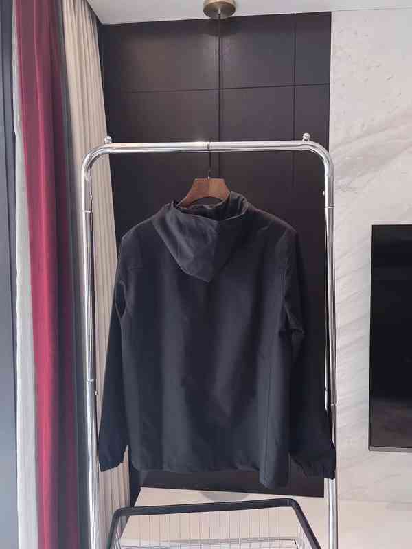 

Clothing sale spring new men's classic sports and leisure versatile woven Hoodie Design_RVZR, Black