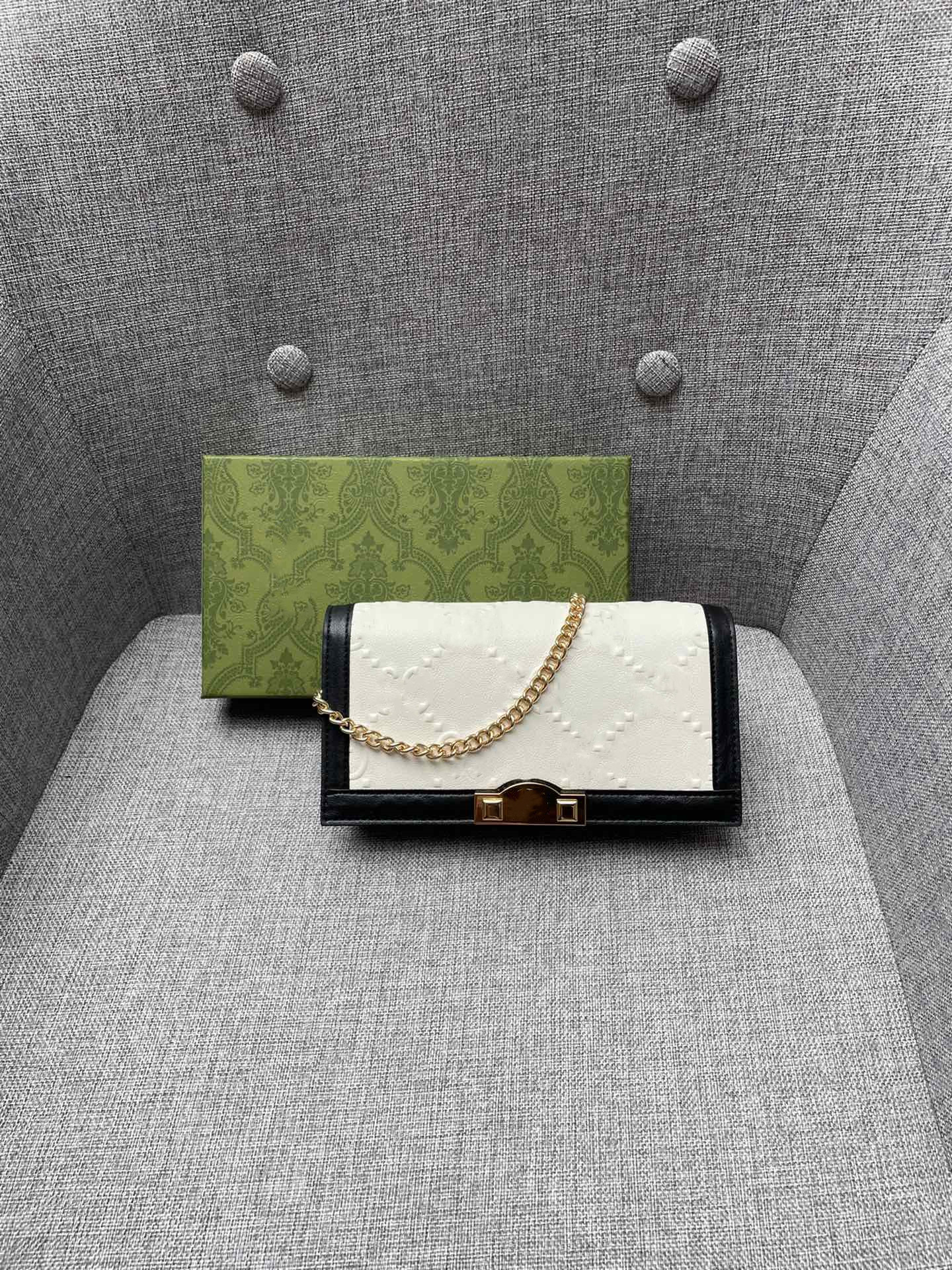 

Luxurys designers lady wallets handbags leather Shoulder Bag fashion clutch bag Letter women Chains wallet handbag Cross Body Messenger, Blue