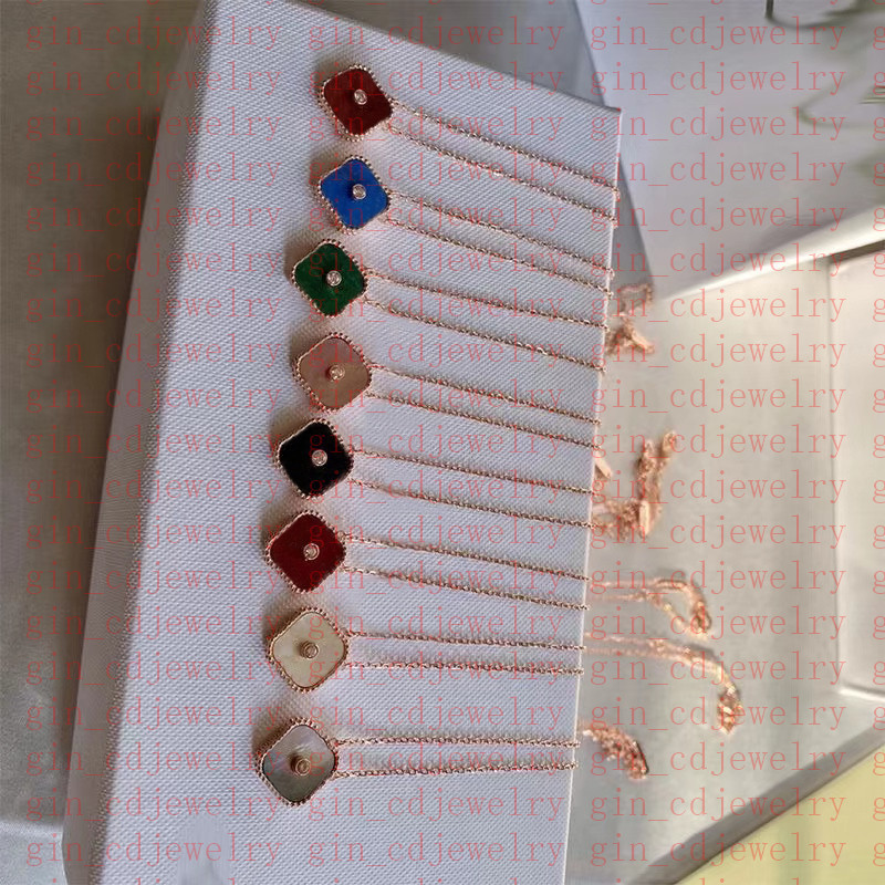 

Designer Classic Lucky Clover Diamond Necklace Pendant Stainless Steel 18K Gold Plated Ladies and Girls Valentine's Day Mother's Day Engagement Jewelry Fade Free