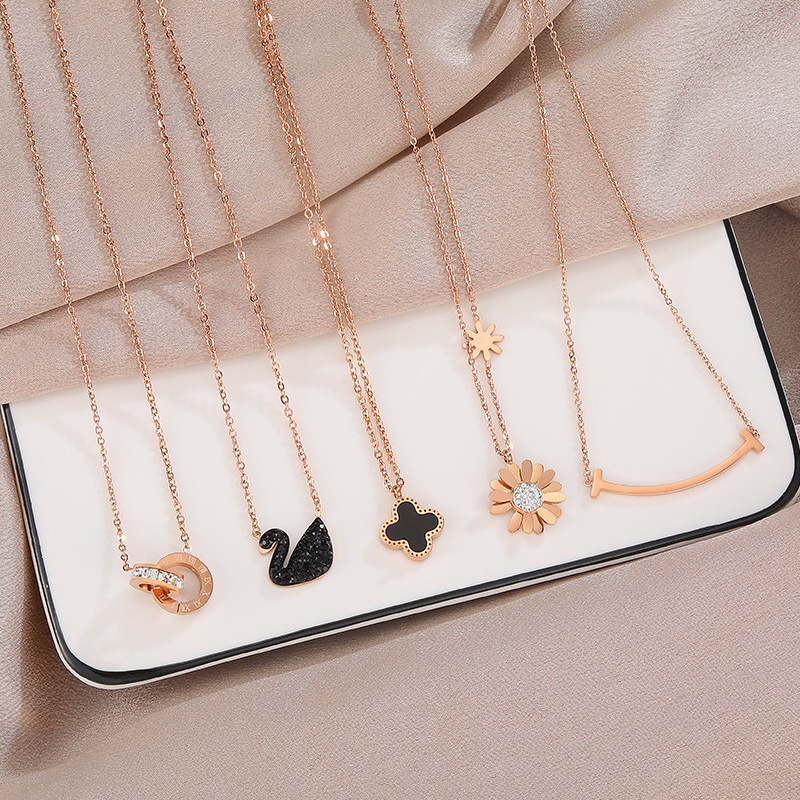 

fashion 18K rose gold clover designer pendant necklaces stainless steel choker simple necklace jewelry for women