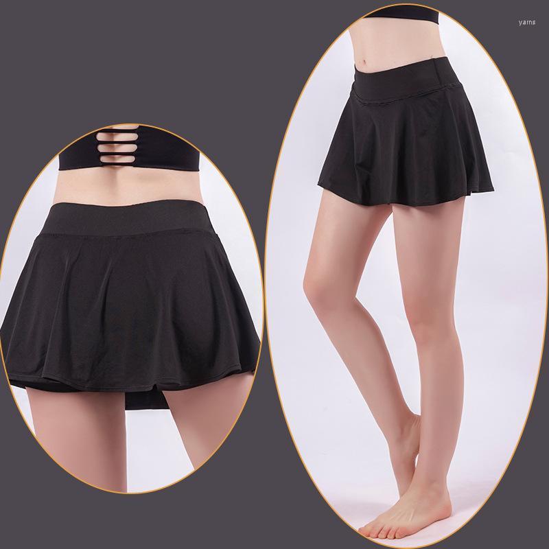 

Women' Shorts WHOUARE Anti-Seeing Running Tennis Skirt Fake Two-Piece Fitness Short Pants Sports Quick-Drying, White