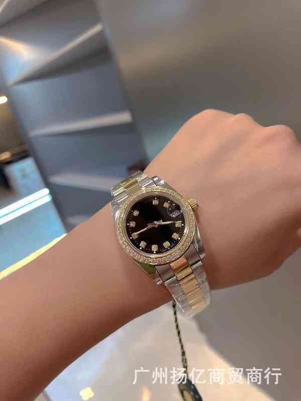 

uxury watch Date Gmt Watch Olex the Same Model Is Recommended As Classic Womens of Laojia Log Series with Original Buckle and Refined Steel Temperament, Golden black face